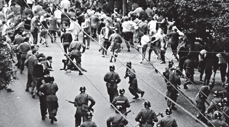 Иллюстрация к книге — Кровавый век [_483.jpg]