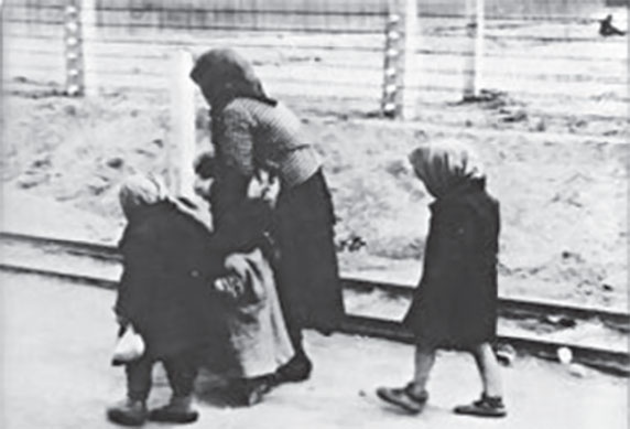 Иллюстрация к книге — Кровавый век [_501.jpg]