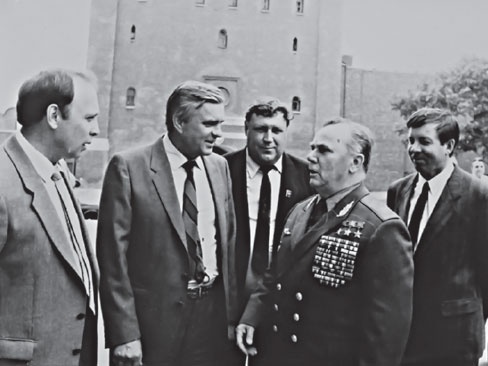 Иллюстрация к книге — Кровавый век [_515.jpg]