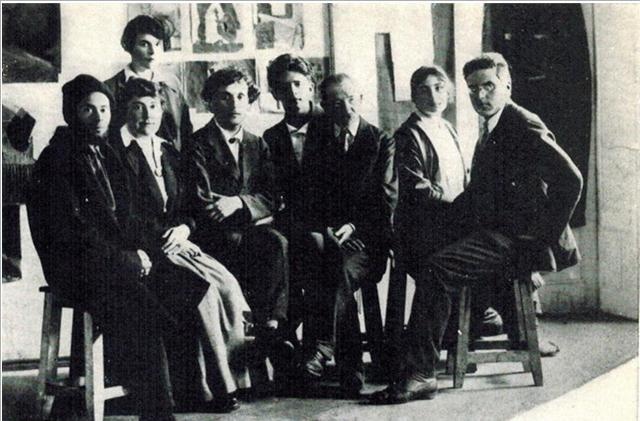 Иллюстрация к книге — Убийство в стиле «ню» [i_010.jpg]