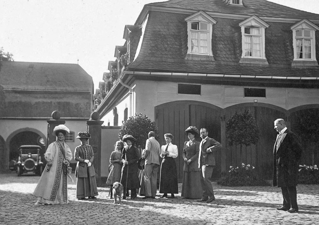 Иллюстрация к книге — Рок семьи Романовых. "Мы не хотим и не можем бежать..." [i_025.jpg]