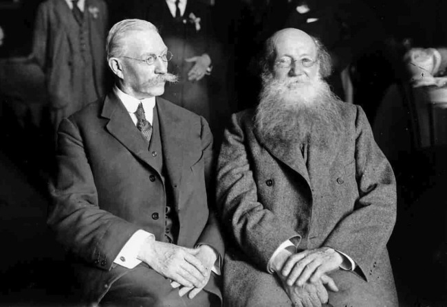 Иллюстрация к книге — Рок семьи Романовых. "Мы не хотим и не можем бежать..." [i_037.jpg]