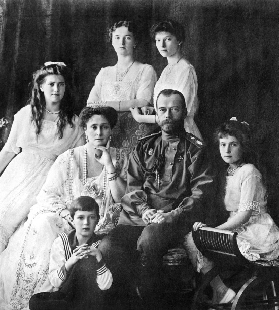 Иллюстрация к книге — Рок семьи Романовых. "Мы не хотим и не можем бежать..." [i_077.jpg]