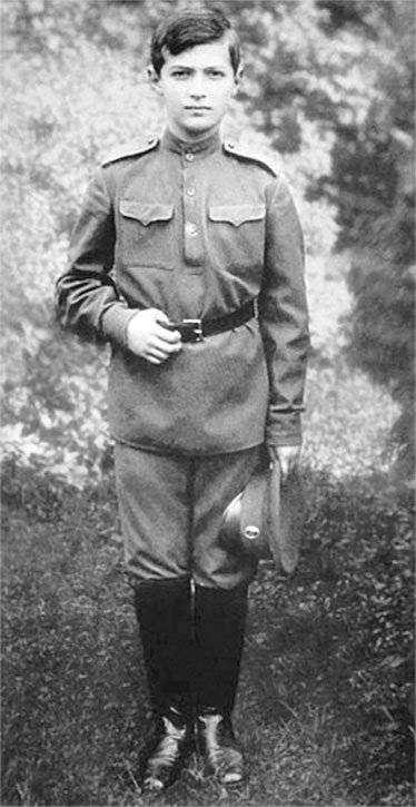 Иллюстрация к книге — Мой муж – Николай II. Дарите любовь… [i_007.jpg]