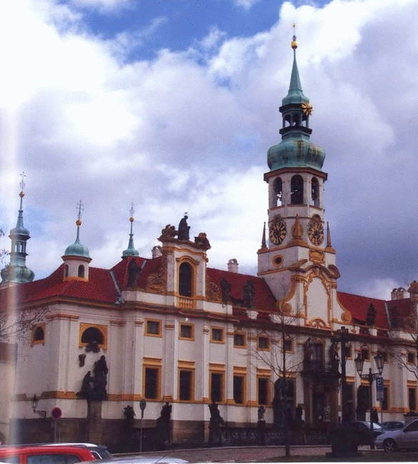 Иллюстрация к книге — Прага. Короли, алхимики, привидения и... пиво! [i_001.jpg]