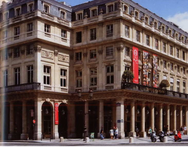 Иллюстрация к книге — Париж. Любовь, вино, короли и... дьявол [i_011.jpg]