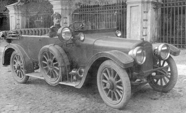 Иллюстрация к книге — Бронеавтомобиль "Остин". Предтеча бронетанковых войск России [i_027.jpg]