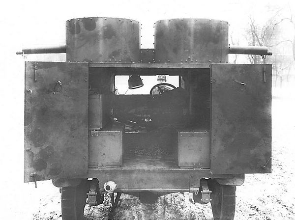 Иллюстрация к книге — Бронеавтомобиль "Остин". Предтеча бронетанковых войск России [i_031.jpg]