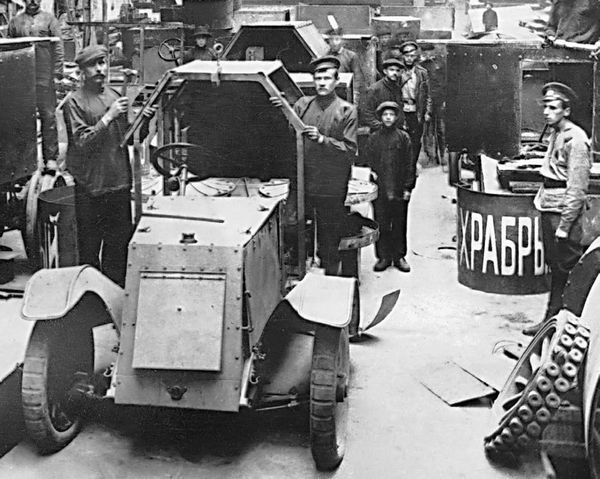 Иллюстрация к книге — Бронеавтомобиль "Остин". Предтеча бронетанковых войск России [i_036.jpg]