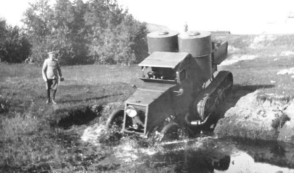 Иллюстрация к книге — Бронеавтомобиль "Остин". Предтеча бронетанковых войск России [i_081.jpg]