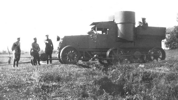 Иллюстрация к книге — Бронеавтомобиль "Остин". Предтеча бронетанковых войск России [i_082.jpg]