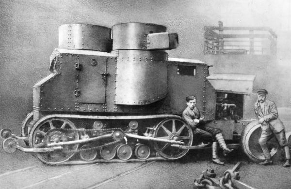 Иллюстрация к книге — Бронеавтомобиль "Остин". Предтеча бронетанковых войск России [i_084.jpg]