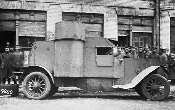 Иллюстрация к книге — Бронеавтомобиль "Остин". Предтеча бронетанковых войск России [i_110.jpg]