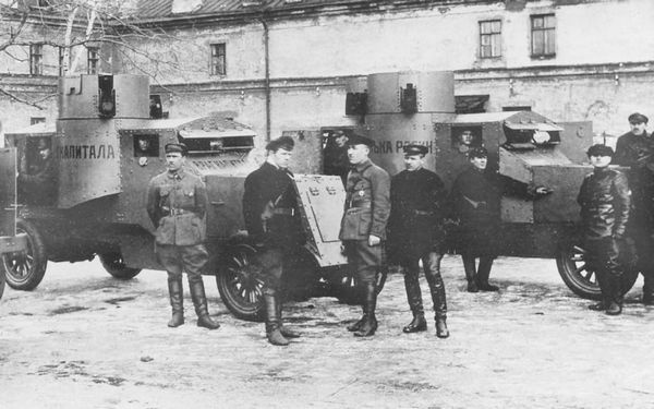 Иллюстрация к книге — Бронеавтомобиль "Остин". Предтеча бронетанковых войск России [i_126.jpg]