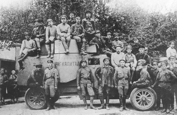 Иллюстрация к книге — Бронеавтомобиль "Остин". Предтеча бронетанковых войск России [i_130.jpg]