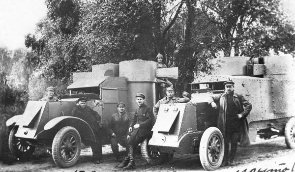 Иллюстрация к книге — Бронеавтомобиль "Остин". Предтеча бронетанковых войск России [i_137.jpg]