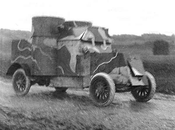 Иллюстрация к книге — Бронеавтомобиль "Остин". Предтеча бронетанковых войск России [i_139.jpg]