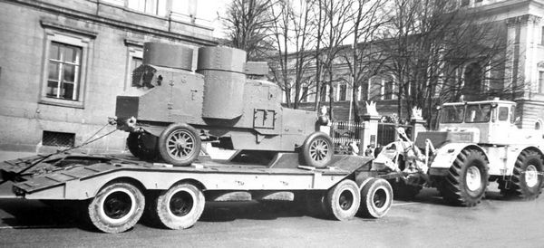 Иллюстрация к книге — Бронеавтомобиль "Остин". Предтеча бронетанковых войск России [i_157.jpg]