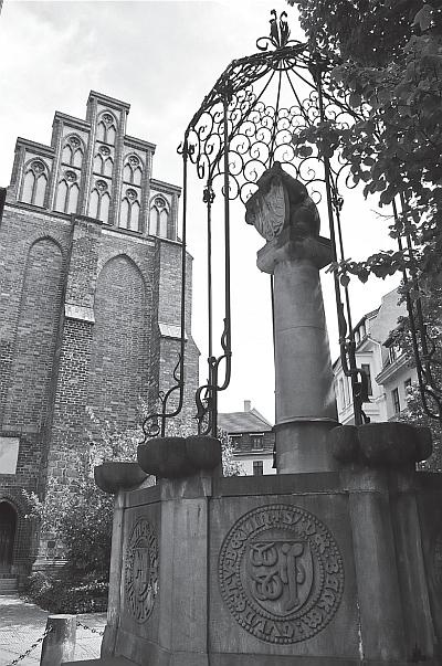 Иллюстрация к книге — По Берлину. В поисках следов исчезнувших цивилизаций [_06.jpg]