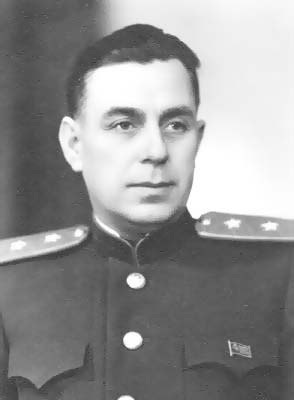 Иллюстрация к книге — Апостолы фронтового Смерша [i_013.jpg]