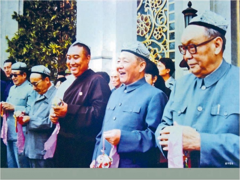 Иллюстрация к книге — Си Цзиньпин. Новая эпоха [i_079.jpg]