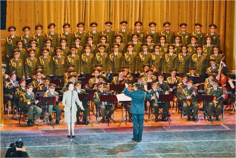 Иллюстрация к книге — Си Цзиньпин. Новая эпоха [i_092.jpg]