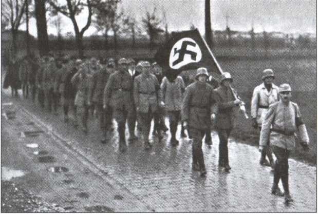 Иллюстрация к книге — Политические солдаты Гитлера [i_010.jpg]