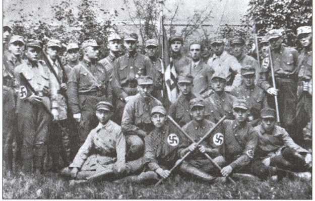 Иллюстрация к книге — Политические солдаты Гитлера [i_020.jpg]