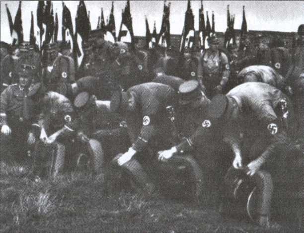 Иллюстрация к книге — Политические солдаты Гитлера [i_041.jpg]