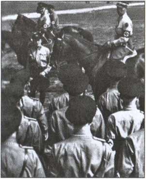 Иллюстрация к книге — Политические солдаты Гитлера [i_056.jpg]