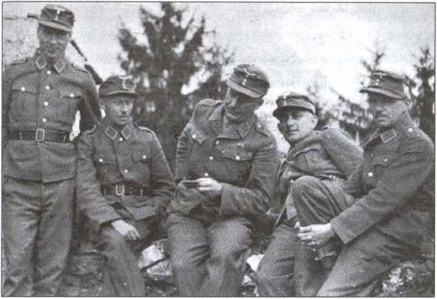 Иллюстрация к книге — Политические солдаты Гитлера [i_063.jpg]