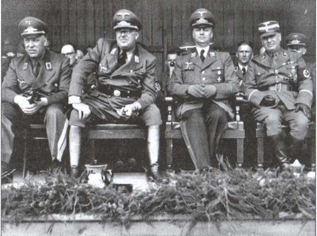 Иллюстрация к книге — Политические солдаты Гитлера [i_090.jpg]