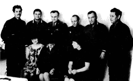 Иллюстрация к книге — Мы бомбили Берлин и пугали Нью-Йорк! 147 боевых вылетов в тыл врага [i_012.jpg]