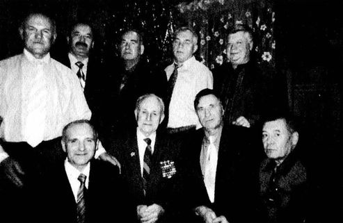 Иллюстрация к книге — Мы бомбили Берлин и пугали Нью-Йорк! 147 боевых вылетов в тыл врага [i_018.jpg]