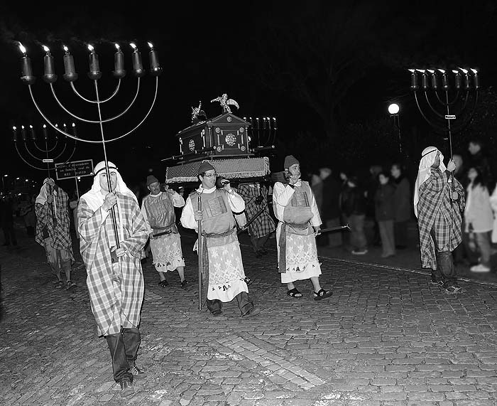 Иллюстрация к книге — По следам Ковчега Завета [any2fbimgloader106.jpg]