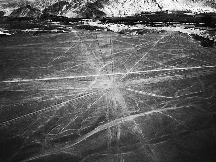 Иллюстрация к книге — Наска. Гигантские рисунки на полях [any2fbimgloader72.jpg]