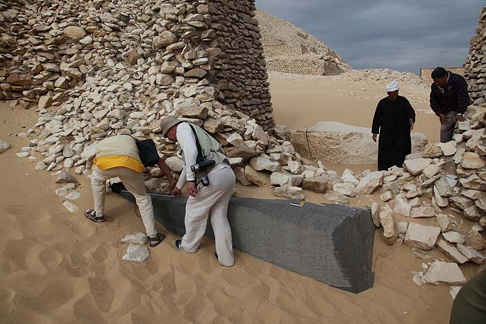 Иллюстрация к книге — Пирамиды. Загадки строительства и назначение [_21c.jpg]