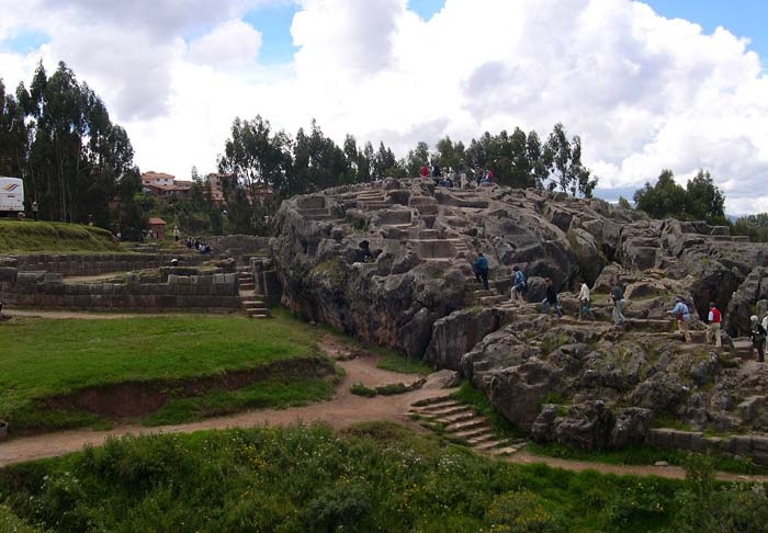 Иллюстрация к книге — Пирамиды. Загадки строительства и назначение [_30c.jpg]