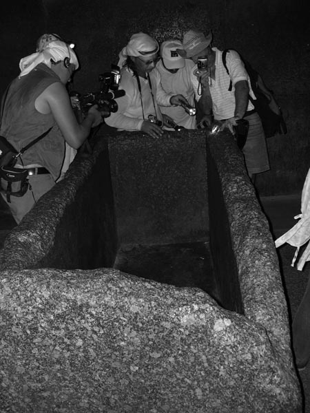 Иллюстрация к книге — Пирамиды. Загадки строительства и назначение [any2fbimgloader17.jpg]