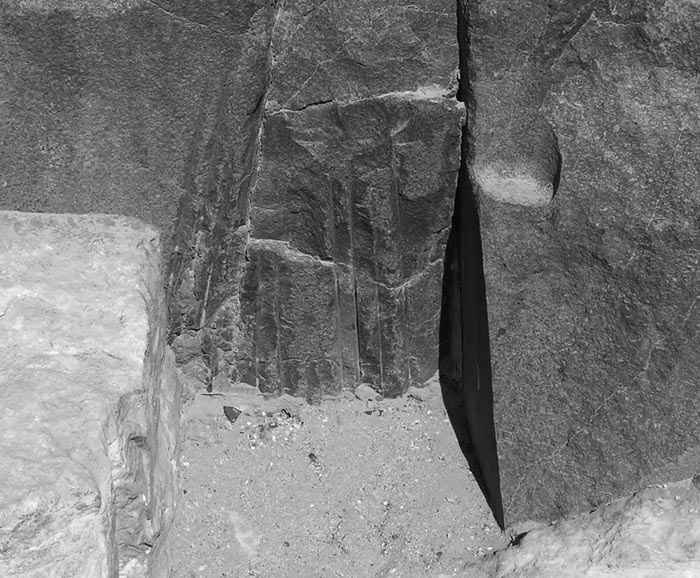 Иллюстрация к книге — Пирамиды. Загадки строительства и назначение [any2fbimgloader18.jpg]