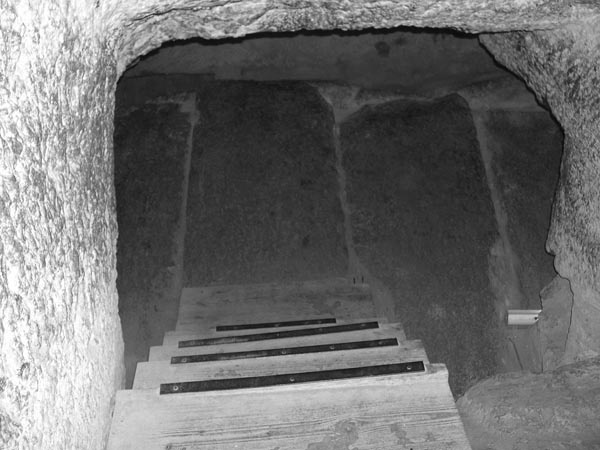 Иллюстрация к книге — Пирамиды. Загадки строительства и назначение [any2fbimgloader25.jpg]