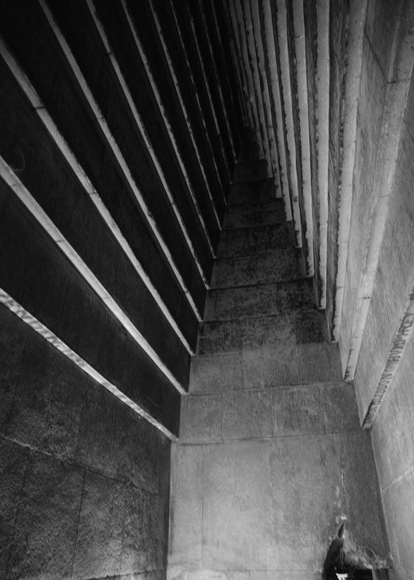 Иллюстрация к книге — Пирамиды. Загадки строительства и назначение [any2fbimgloader27.jpg]