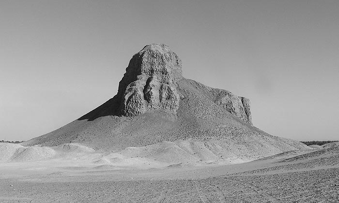 Иллюстрация к книге — Пирамиды. Загадки строительства и назначение [any2fbimgloader33.jpg]