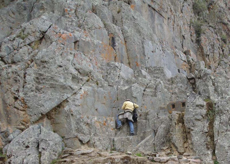 Иллюстрация к книге — Обитаемый остров Земля [i_072.jpg]