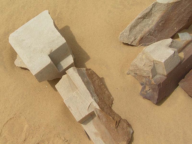 Иллюстрация к книге — Обитаемый остров Земля [i_092.jpg]