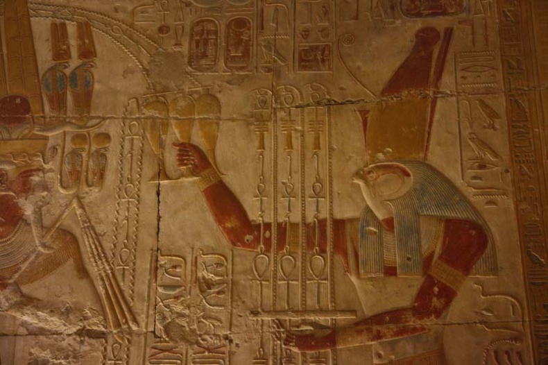 Иллюстрация к книге — Обитаемый остров Земля [i_171.jpg]