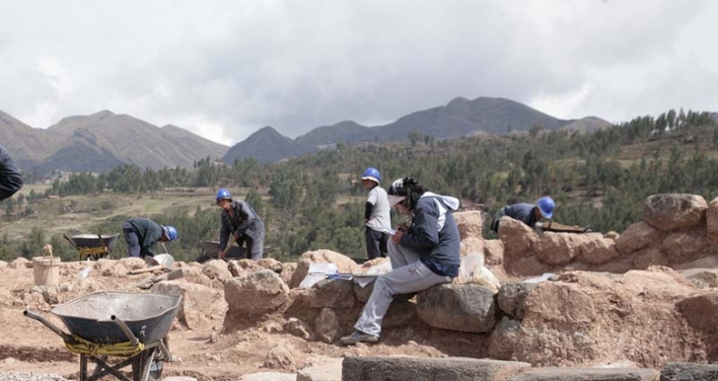 Иллюстрация к книге — Обитаемый остров Земля [i_223.jpg]