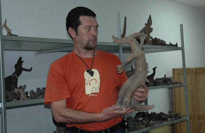 Иллюстрация к книге — Обитаемый остров Земля [i_260.jpg]