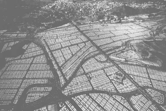 Иллюстрация к книге — Повседневная жизнь паломников в Мекке [i_018.jpg]