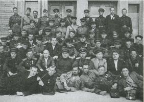 Иллюстрация к книге — Лесные солдаты. Партизанская война на Северо-Западе СССР. 1941-1944 [i_051.jpg]